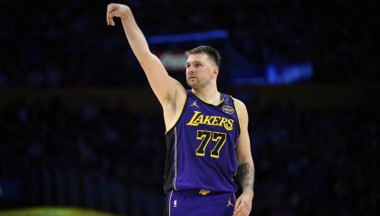 魔术师：东契奇必须明白这里不是达拉斯 他应该自觉保持身体状态