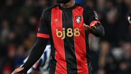 星空体育官网-斯洛特称赞塞梅尼奥：他不仅是一名出色的球员，心理上也非常强大