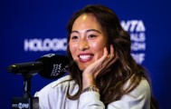星空体育官网-郑钦文大气应对敏感话题 总决赛展示女网球星头脑